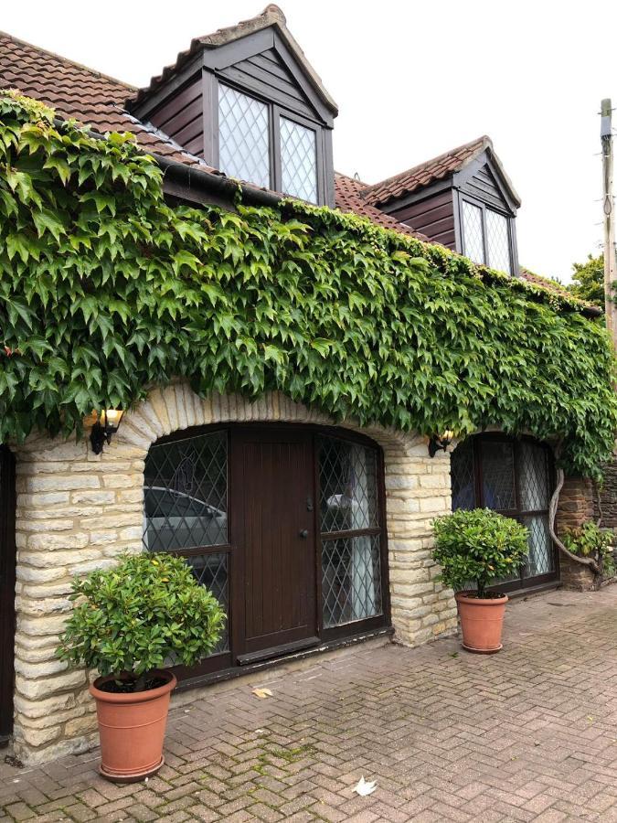 The Old Coach House At Byre House Villa Coalpit Heath Kültér fotó